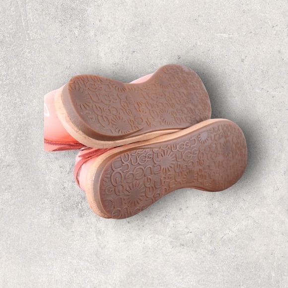 UGG Leather T-Strap Perforated Suede Sandals in Coral Women's Size 8 - Picture 6 of 9